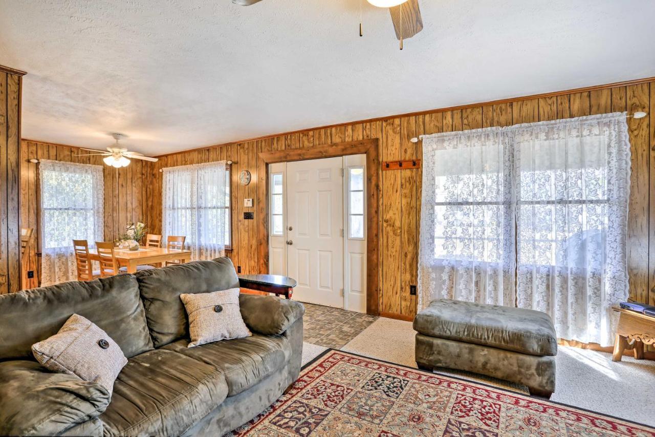 Lake Waccamaw Home With Fenced Yard And Shared Pier! Екстер'єр фото
