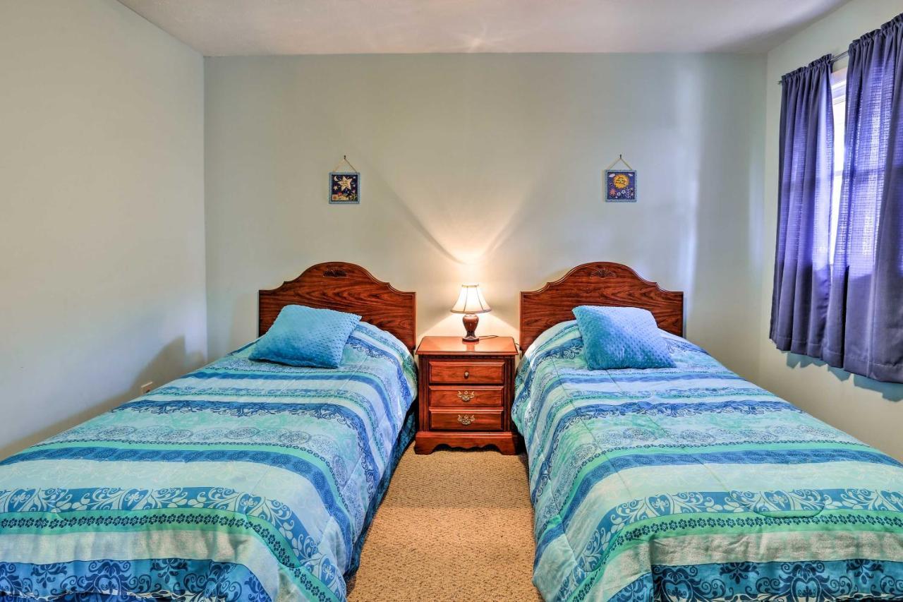 Lake Waccamaw Home With Fenced Yard And Shared Pier! Екстер'єр фото