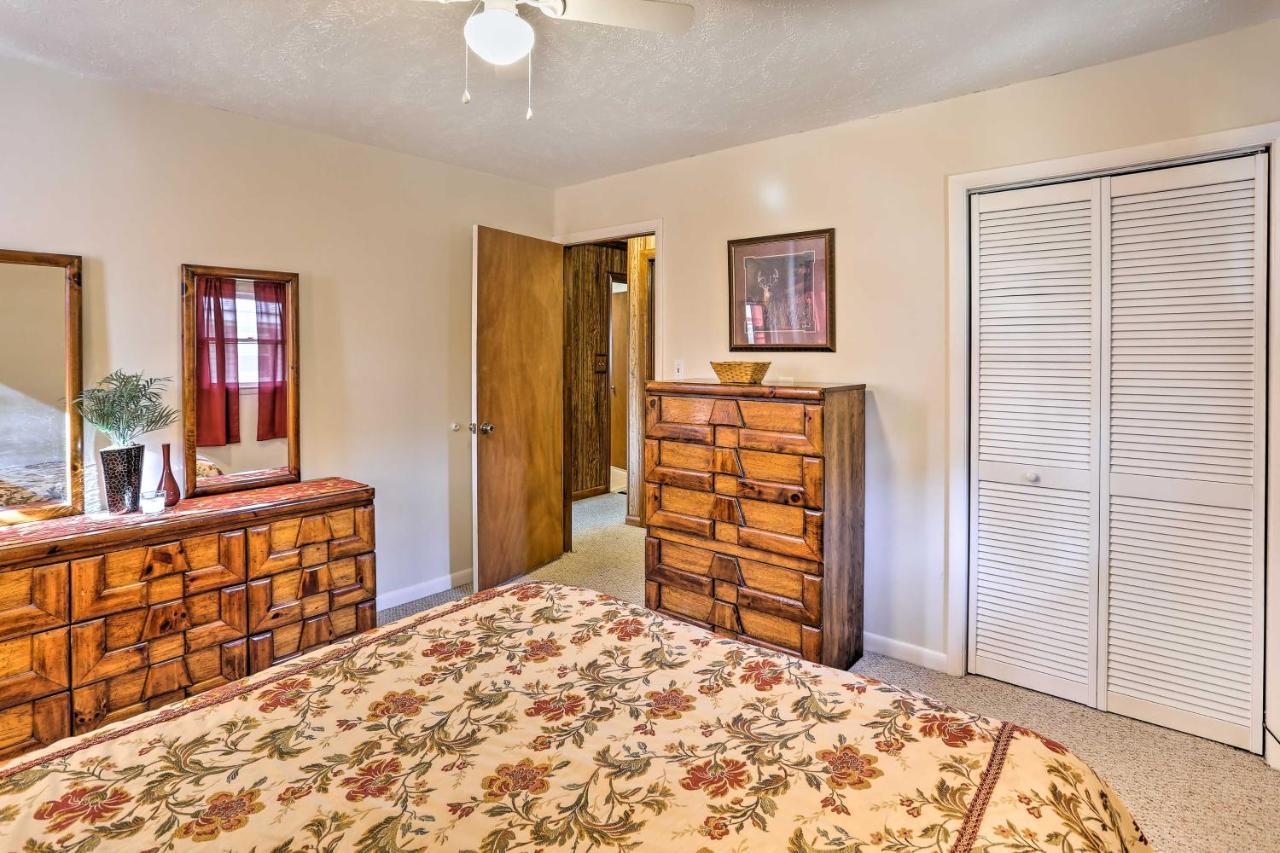 Lake Waccamaw Home With Fenced Yard And Shared Pier! Екстер'єр фото